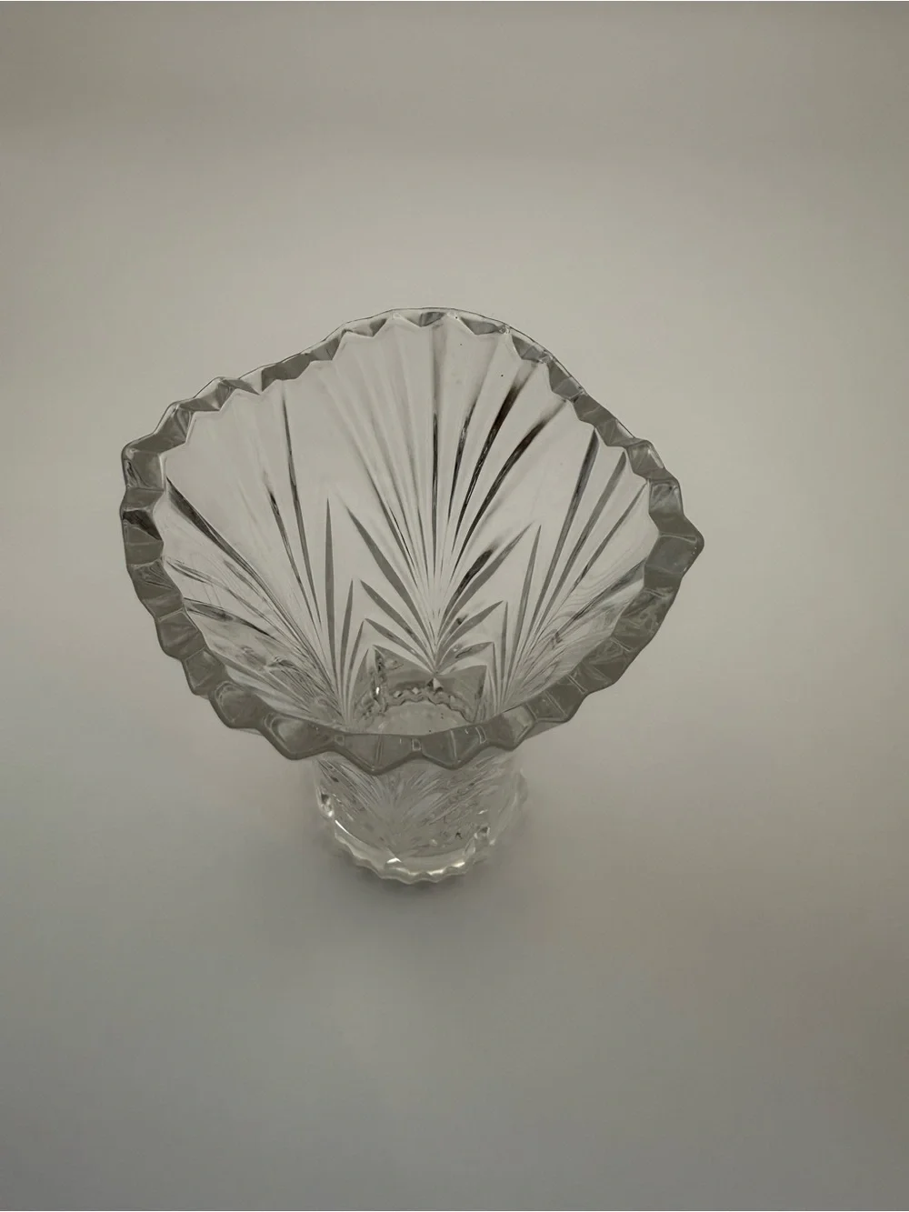 Mikasa Clear Scalloped Rim Fluted Glass Vase